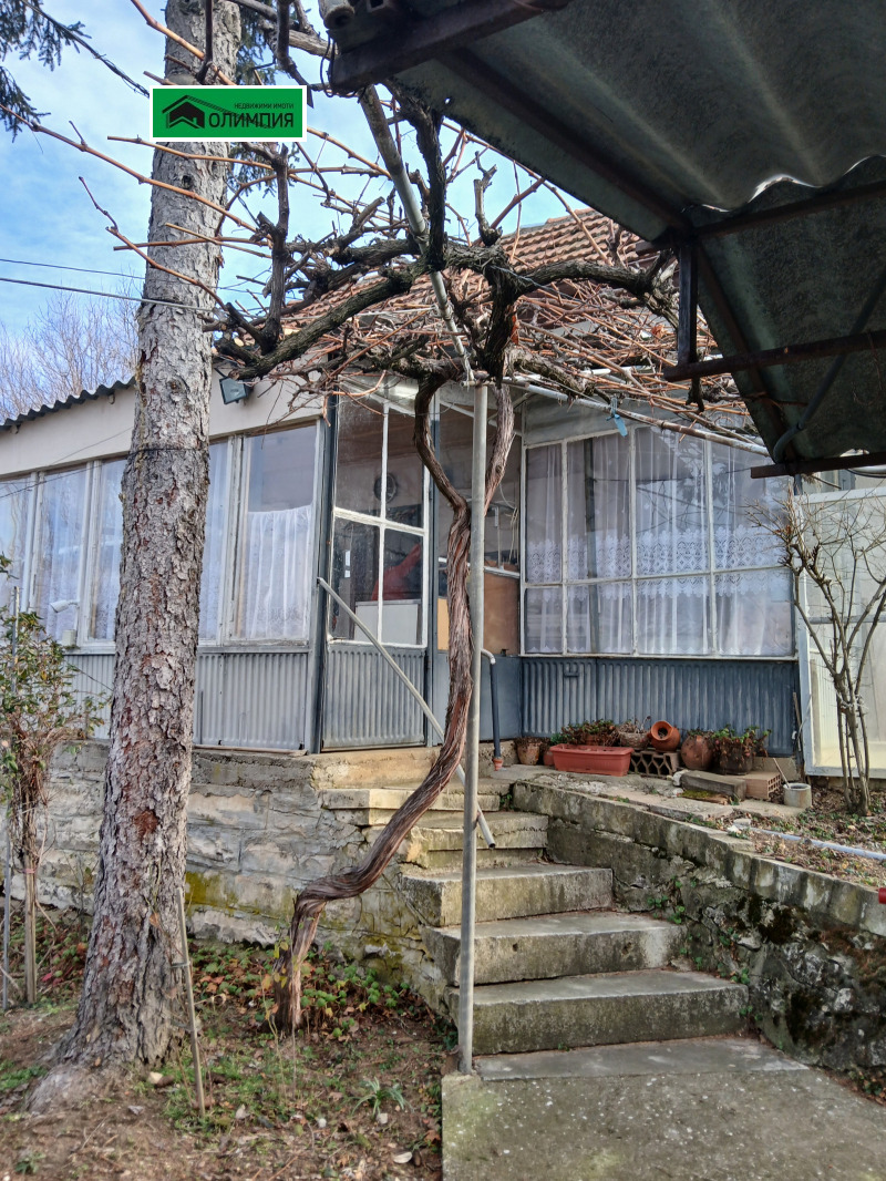 Продава ВИЛА в град Враца, Студентски град - 50 кв.м / 35 000 € » 68 454.05 лв., ОЛИМПИЯ