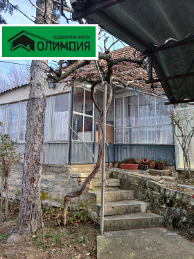 Villa Studentski grad, Vratsa 1