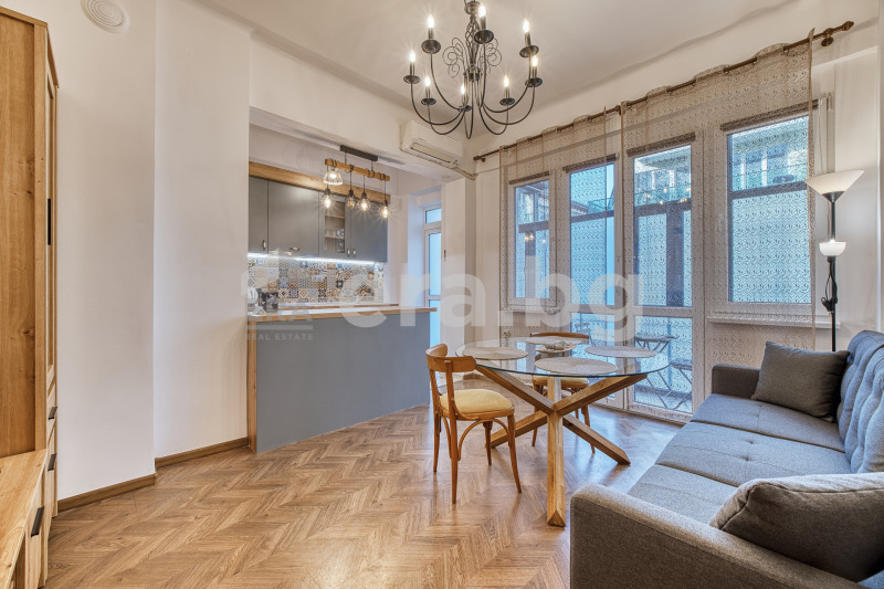 Продава 2-СТАЕН, гр. Варна, Гръцка махала