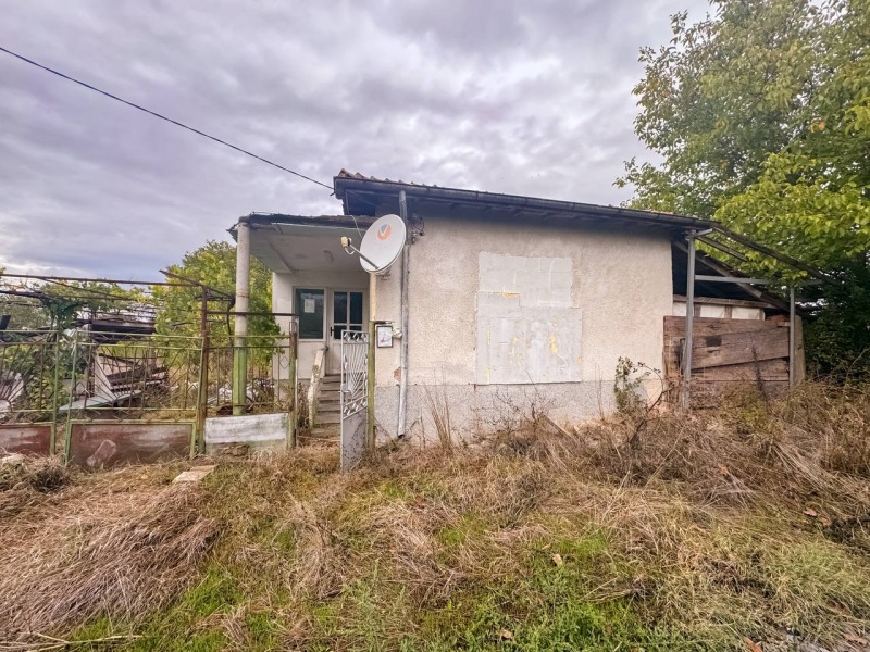 Продава КЪЩА, с. Загорци, област Бургас, снимка 8 - Къщи - 52329640