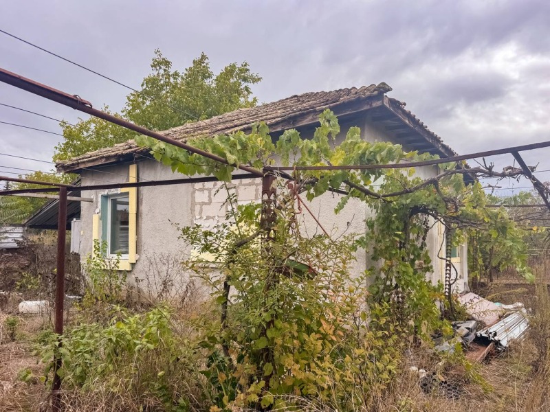 Продава КЪЩА, с. Загорци, област Бургас, снимка 9 - Къщи - 52329640