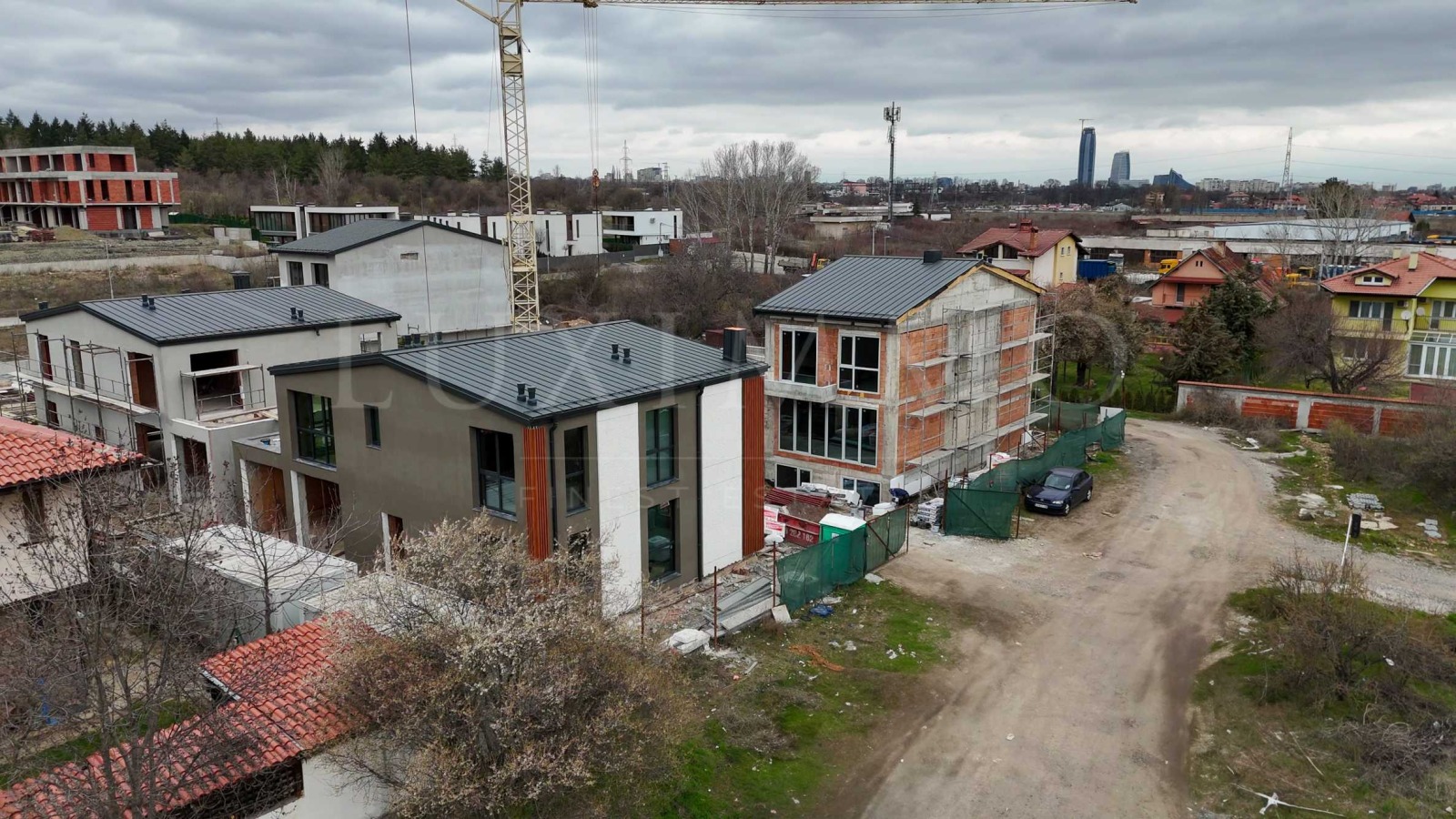 Продава КЪЩА, гр. София, м-т Детски град, снимка 3 - Къщи - 53970796