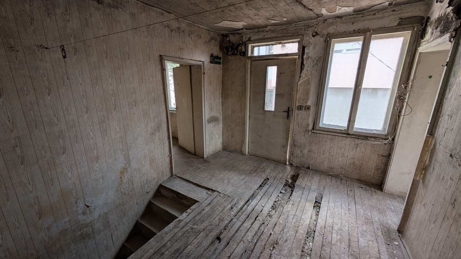 Продава КЪЩА, гр. Перник, Димова махала, снимка 9 - Къщи - 55993180