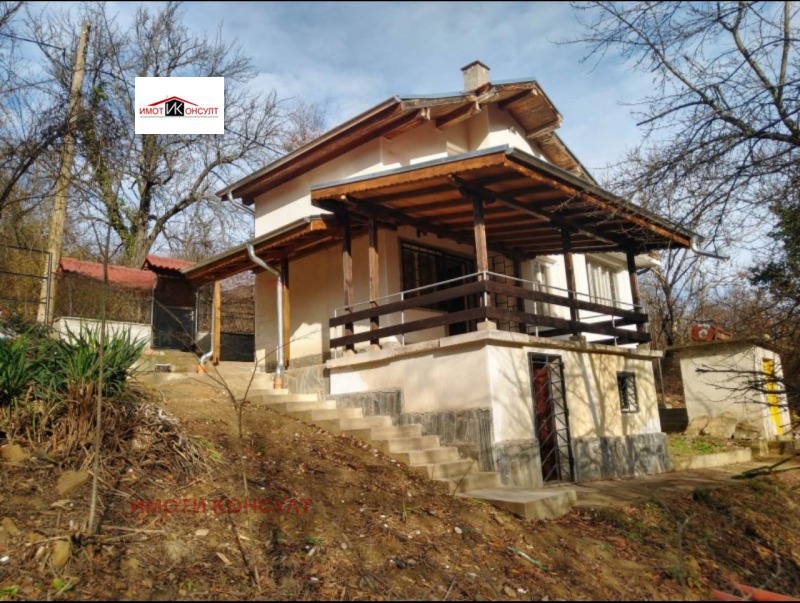Продава КЪЩА в област Велико Търново, с. Габровци - 160 кв.м / 79 500 € » 155 488.49 лв., ИМОТИ КОНСУЛТ