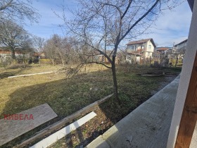 Hus Dolna Dikanya, region Pernik 8