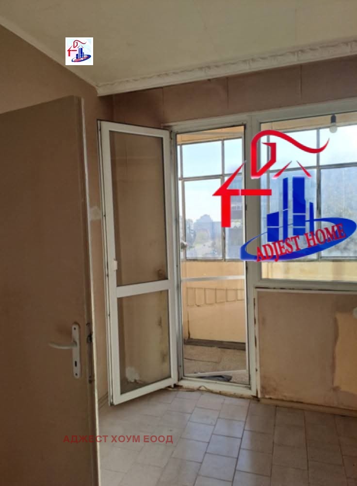 Продава 2-СТАЕН, гр. Шумен, 5-ти полк, снимка 3 - Апартаменти - 52530813