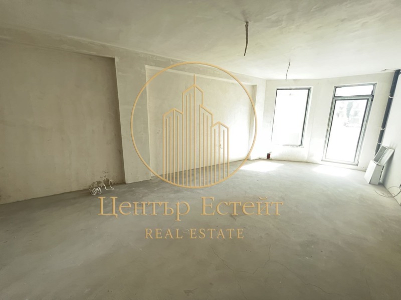 Eladó  2 hálószobás Pleven , Sirok centar , 101 négyzetméter | 34322995 - kép [4]