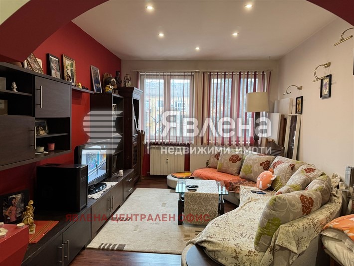 Продава 3-СТАЕН, гр. Перник, Изток, снимка 5 - Апартаменти - 53713442