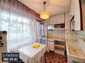 Продава  4-стаен, град Русе