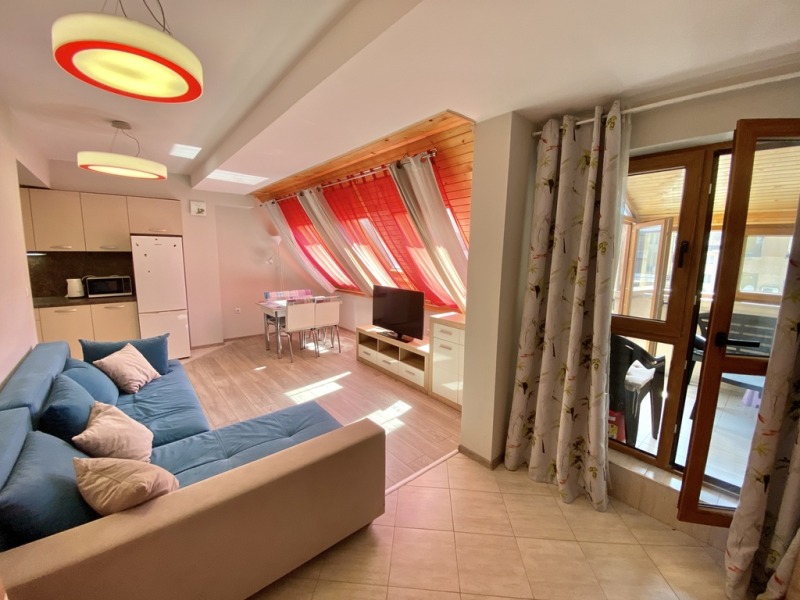 Продава  2-стаен град Бургас , Лазур , 71 кв.м | 41568847 - изображение [2]