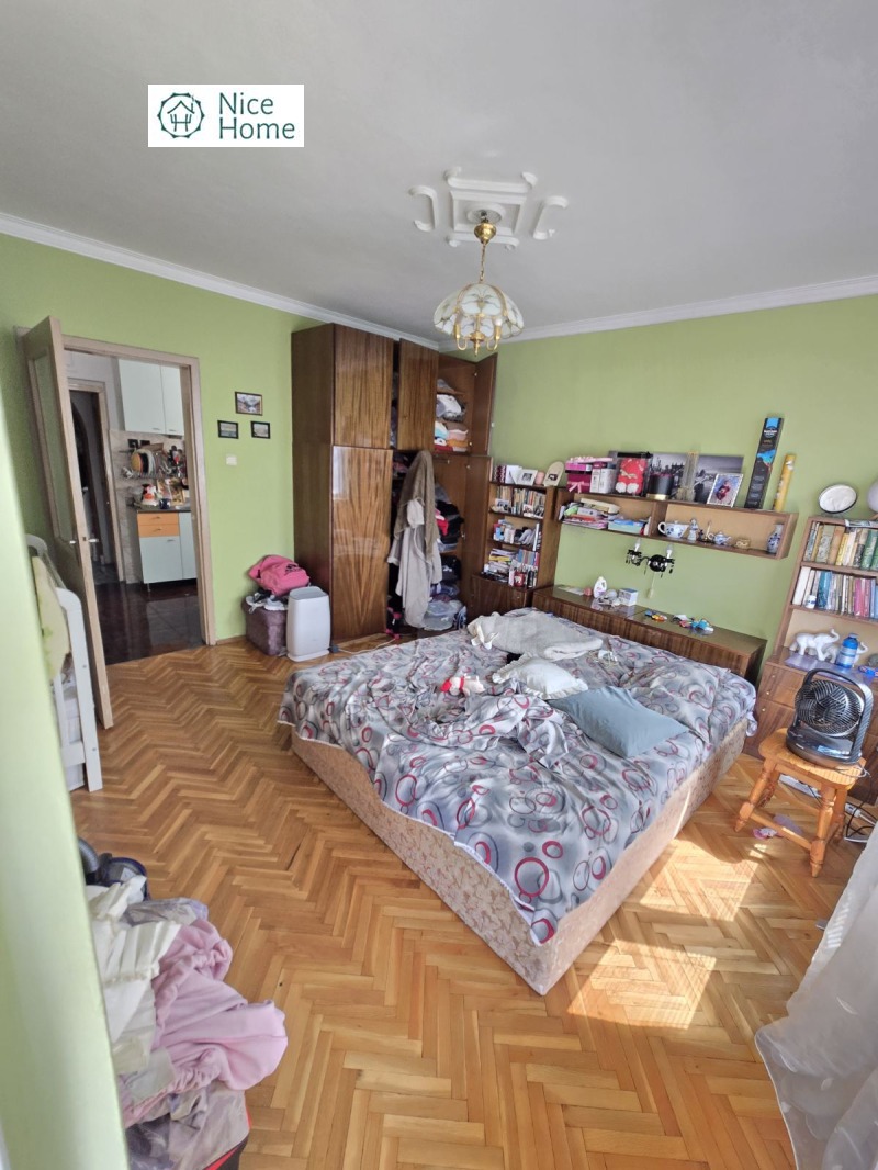 Till salu  2 sovrum Sofia , Centar , 115 kvm | 41586863