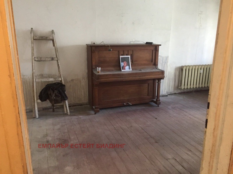 Продава 3-СТАЕН, гр. София, Център