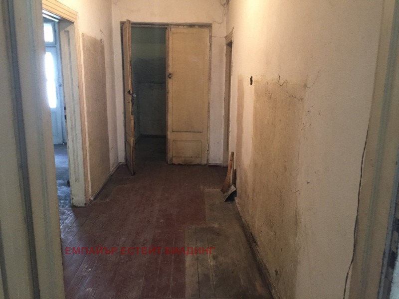 Продава 3-СТАЕН, гр. София, Център, снимка 4 - Апартаменти - 52932122