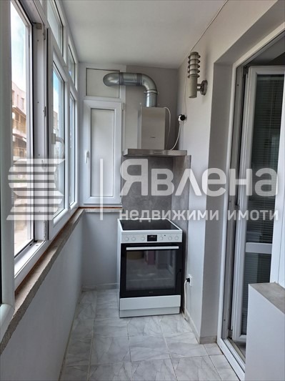 Продава МНОГОСТАЕН, гр. Пловдив, Център, снимка 14 - Aпартаменти - 47380600