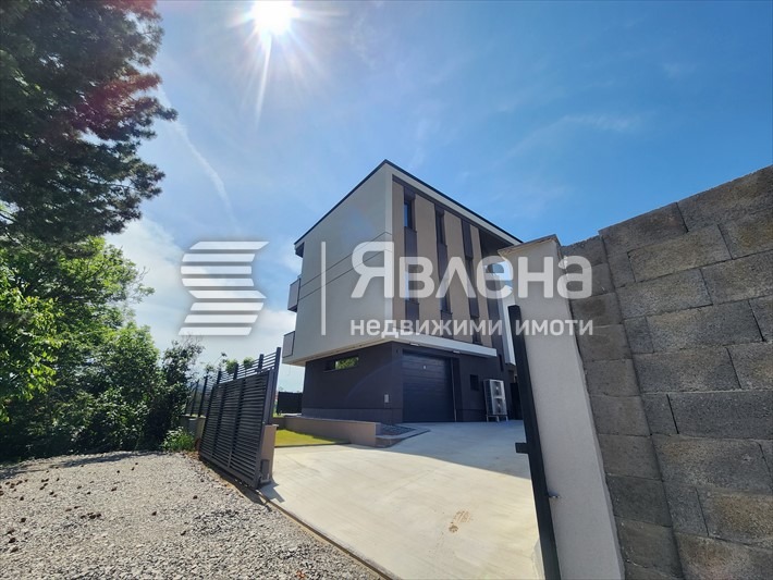 Till salu  Hus Sofia , Pantjarevo , 335 kvm | 74670268 - bild [3]