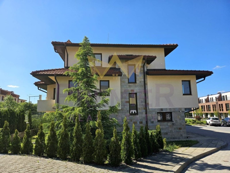 Til salgs  Hus Sofia , m-t Detski grad , 335 kvm | 57049366 - bilde [2]