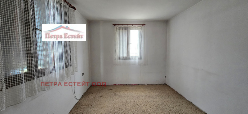 Продава КЪЩА, с. Приселци, област Варна, снимка 8 - Къщи - 52236048