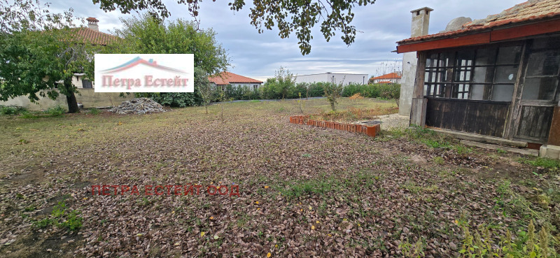 Продава КЪЩА, с. Приселци, област Варна, снимка 3 - Къщи - 52236048