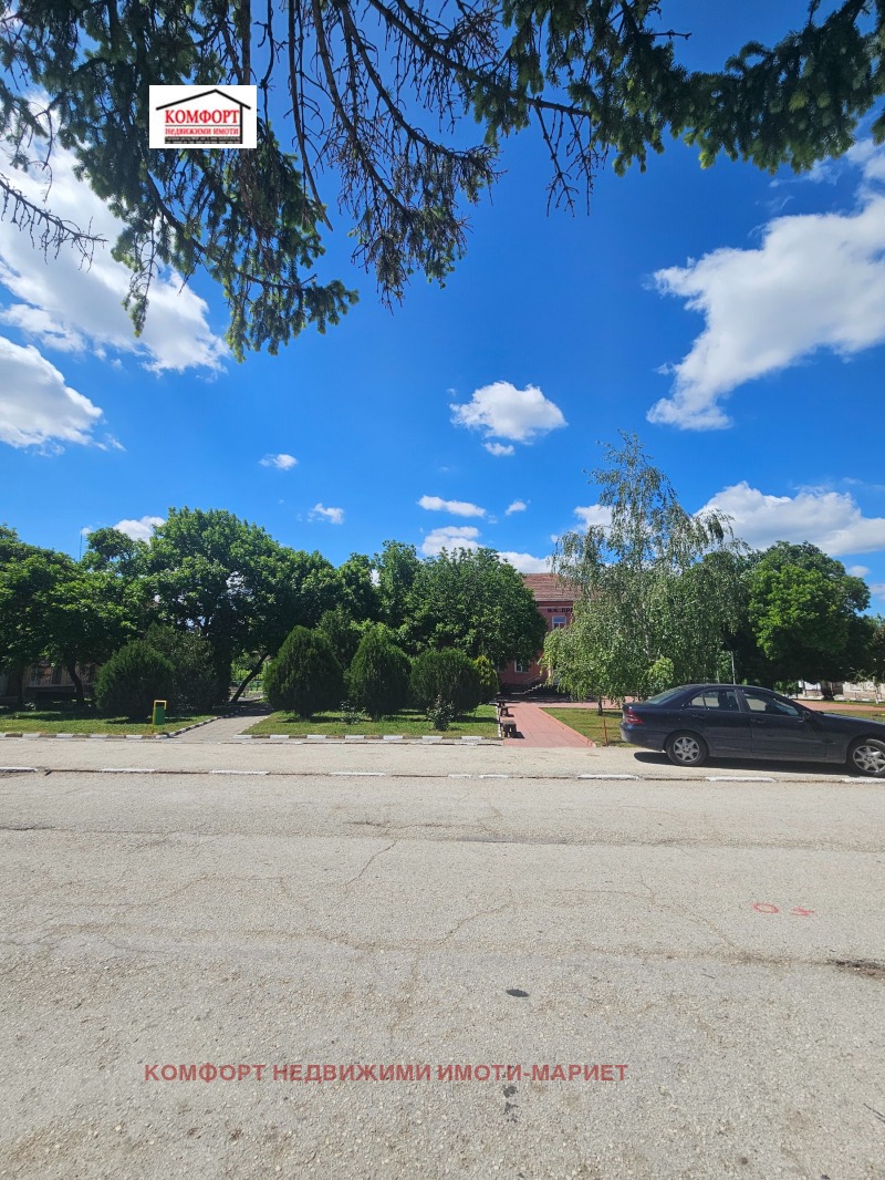 Продава КЪЩА, с. Тотлебен, област Плевен, снимка 2 - Къщи - 53046947