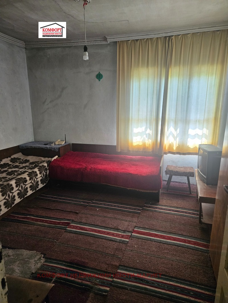 Продава КЪЩА, с. Тотлебен, област Плевен, снимка 9 - Къщи - 53046947