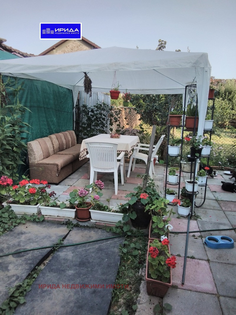 Продава КЪЩА, гр. София, гр. Нови Искър