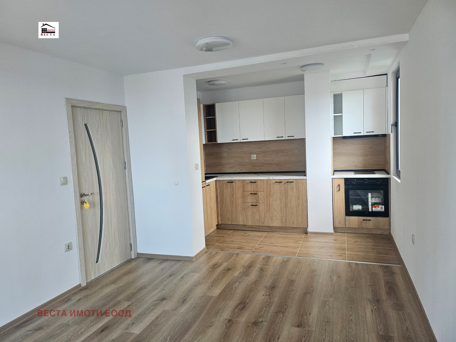 Продава 2-СТАЕН, гр. Варна, Автогара