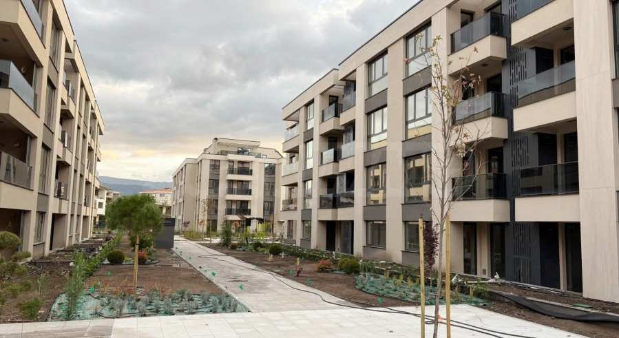 Продава 2-СТАЕН, гр. Пловдив, Остромила, снимка 2 - Апартаменти - 56009895