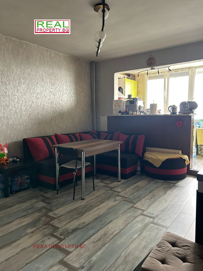 À vendre  2 chambres Sofia , Mladost 1 , 72 m² | 76225180