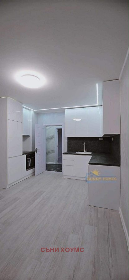 Продава 3-СТАЕН, гр. Горна Оряховица, област Велико Търново, снимка 3 - Апартаменти - 54078857