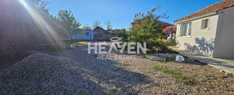 Продава КЪЩА, с. Черноземен, област Пловдив, снимка 3 - Къщи - 52603600