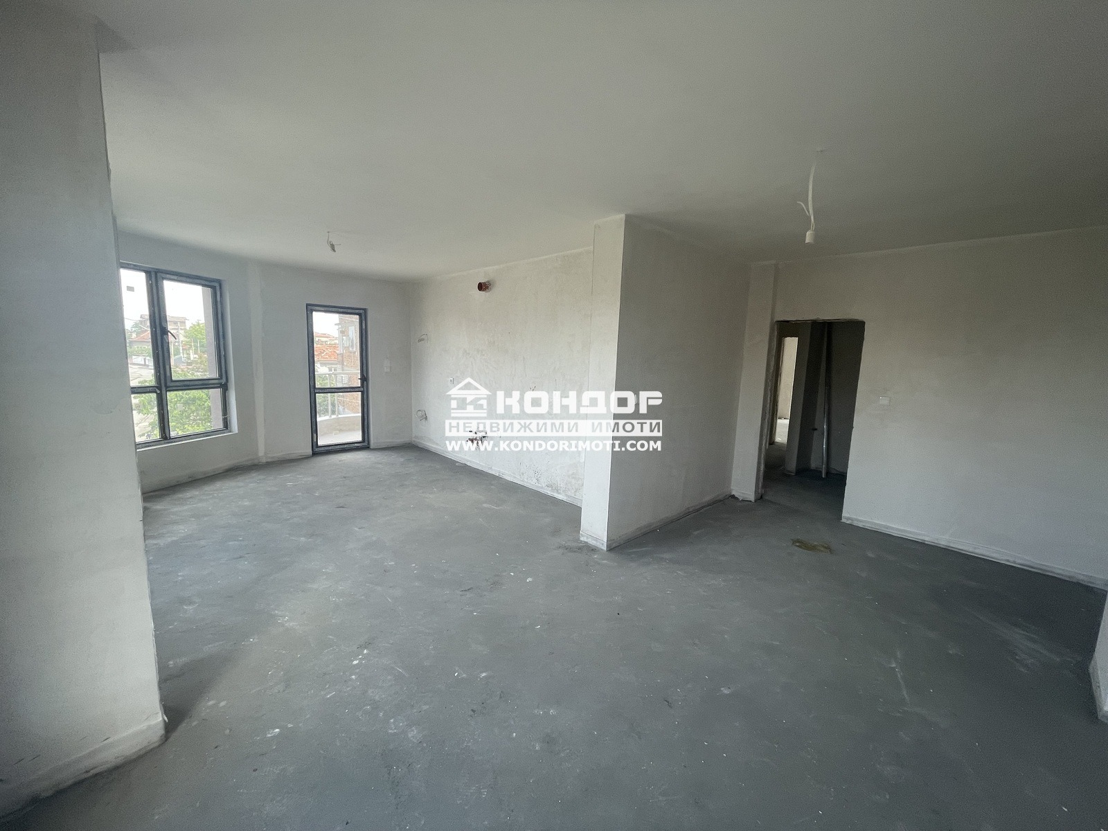 Продава 3-СТАЕН, гр. Пловдив, Коматево, снимка 2 - Апартаменти - 50254972