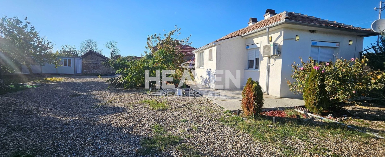 Продава КЪЩА, с. Черноземен, област Пловдив, снимка 2 - Къщи - 52603600