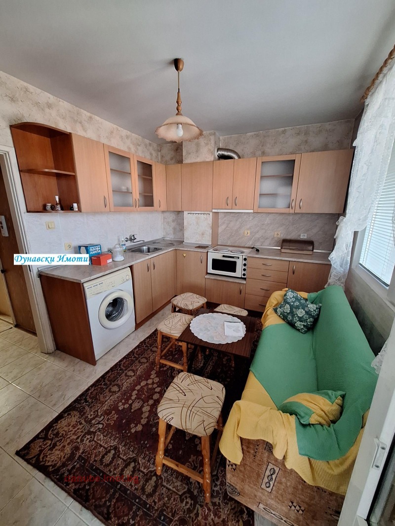 À vendre  2 chambres Rouse , Rodina 3 , 87 m² | 46168617