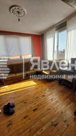 Продава ЕТАЖ ОТ КЪЩА, гр. Сопот, област Пловдив, снимка 3 - Етаж от къща - 54129917