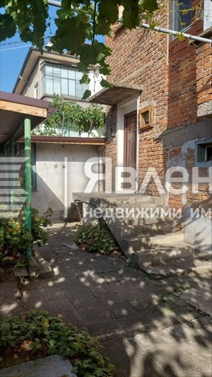 Продава ЕТАЖ ОТ КЪЩА, гр. Сопот, област Пловдив, снимка 5 - Етаж от къща - 54129917