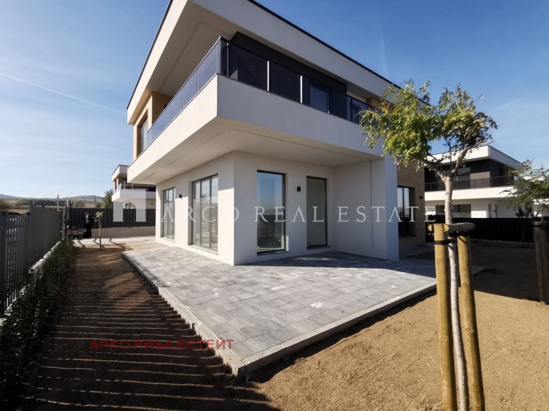 Zu verkaufen  Haus region Sofia , Prolescha , 237 qm | 71185273 - Bild [2]