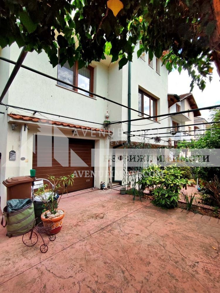 En venta  Casa región Pazardzhik , Bratsigovo , 240 metros cuadrados | 83872602 - imagen [4]