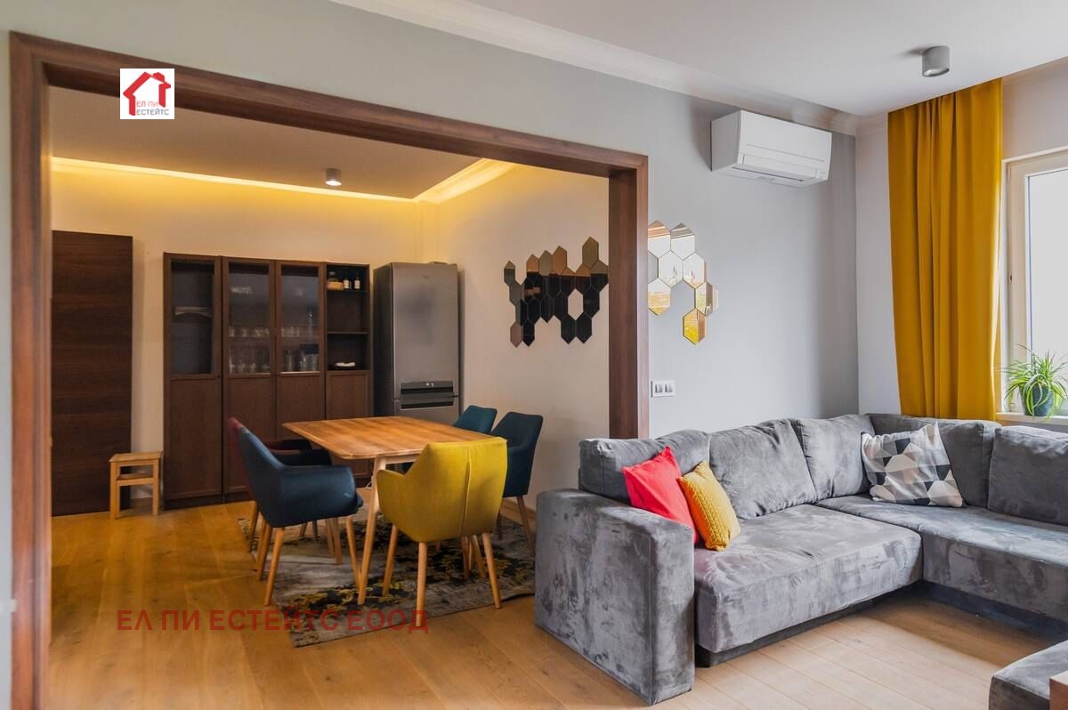 Продава 3-СТАЕН, гр. София, Център, снимка 4 - Апартаменти - 54253345