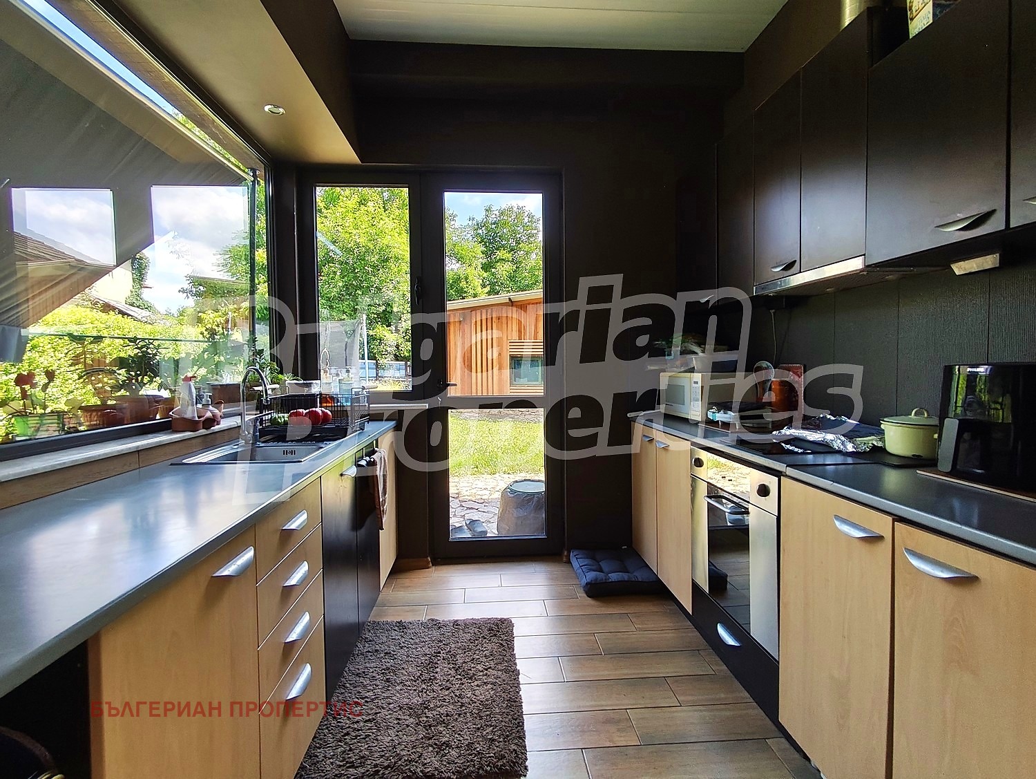Продава КЪЩА, с. Бежаново, област Ловеч, снимка 3 - Къщи - 55179056