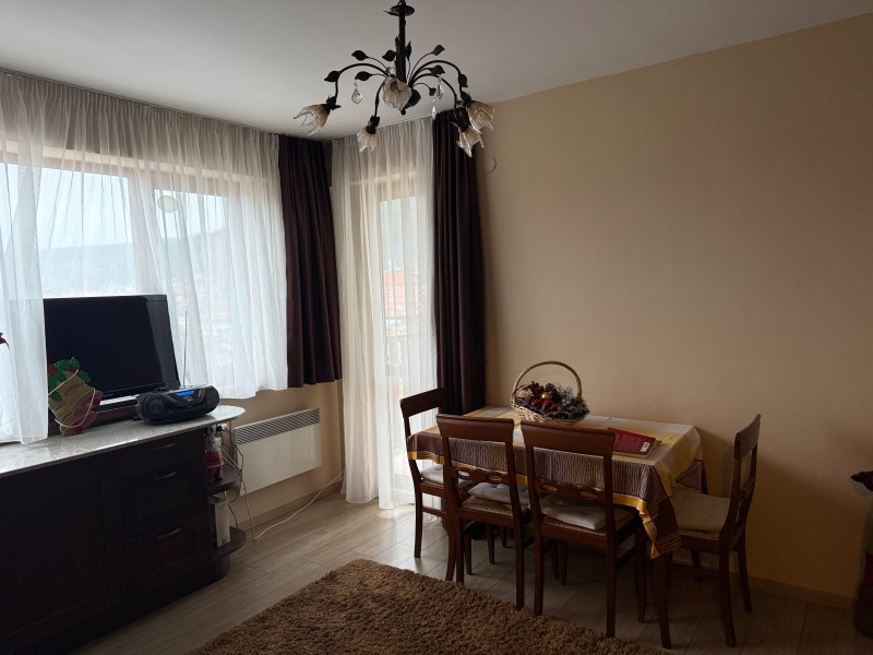 Продава 2-СТАЕН в област Благоевград, гр. Разлог - 76 кв.м / 180 000 € » 352 049.40 лв., 14 ПАРЕНСОВ РЕЗИДЕНШЪЛ БИЛДИНГ ООД