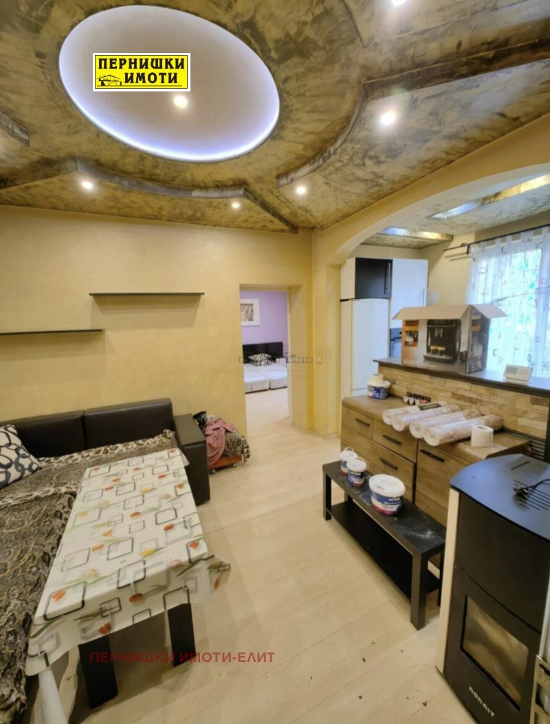 На продаж  1 спальня Перник , Изток , 66 кв.м | 70049944 - зображення [4]