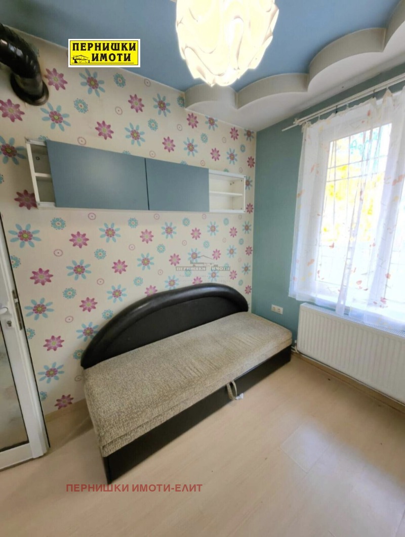 На продаж  1 спальня Перник , Изток , 66 кв.м | 70049944 - зображення [11]