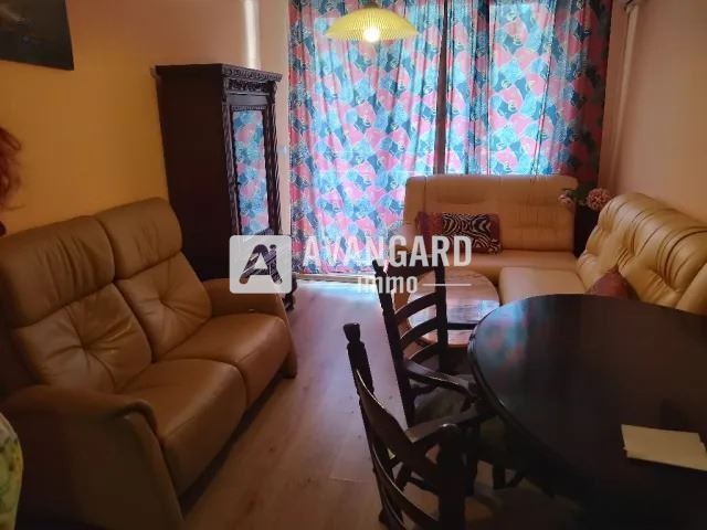 Продава 2-СТАЕН, гр. Варна, ВИНС-Червен площад