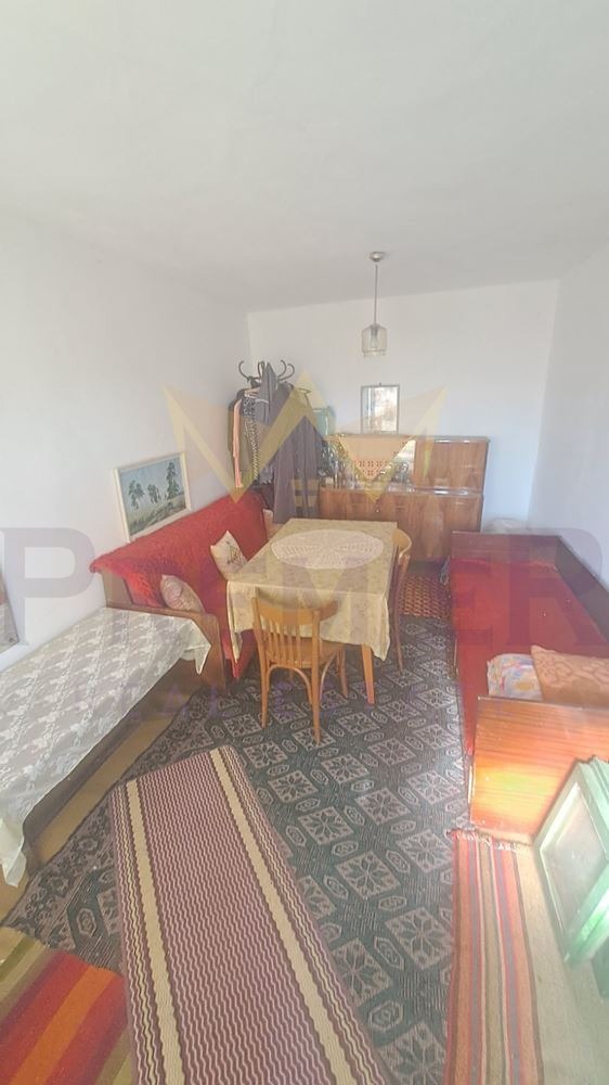 Продава КЪЩА, с. Брестак, област Варна, снимка 4 - Къщи - 55441329