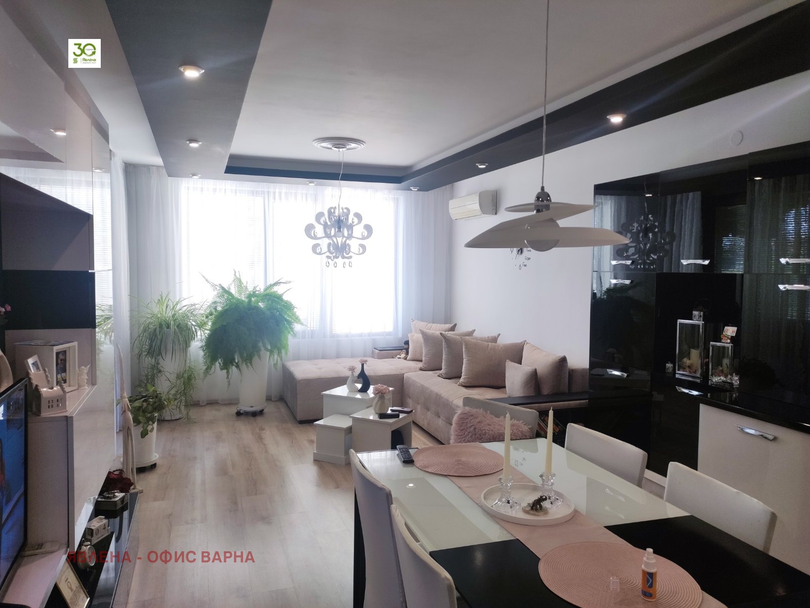 Продава 3-СТАЕН, гр. Варна, к.к. Св.Св. Константин и Елена