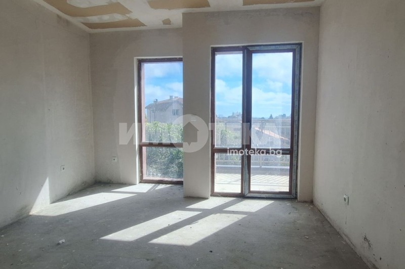 Продава 2-СТАЕН, гр. Варна, м-т Долна Трака, снимка 4 - Апартаменти - 52639559