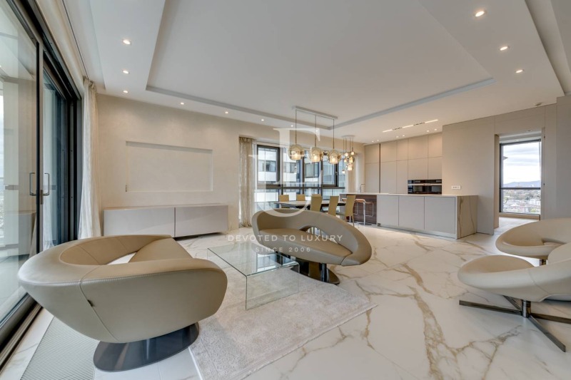 Продава 4-СТАЕН, гр. София, Център, снимка 3 - Апартаменти - 53257117