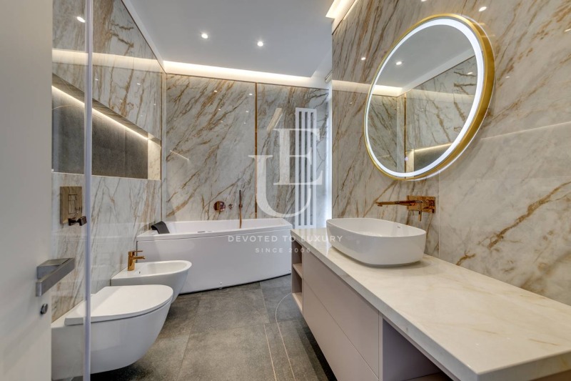 Продава 4-СТАЕН, гр. София, Център, снимка 8 - Апартаменти - 53257117