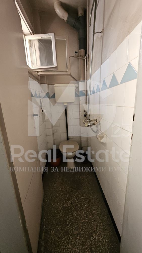 Продава ЕТАЖ ОТ КЪЩА, гр. Пловдив, Каменица 1, снимка 8 - Етаж от къща - 54132895