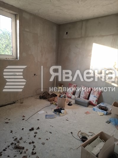 Продава КЪЩА, с. Оброчище, област Добрич, снимка 15 - Къщи - 55533259